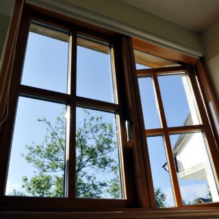 Деревянные окна со стеклопакетами  из дерева дуба, лиственницы, сосны
